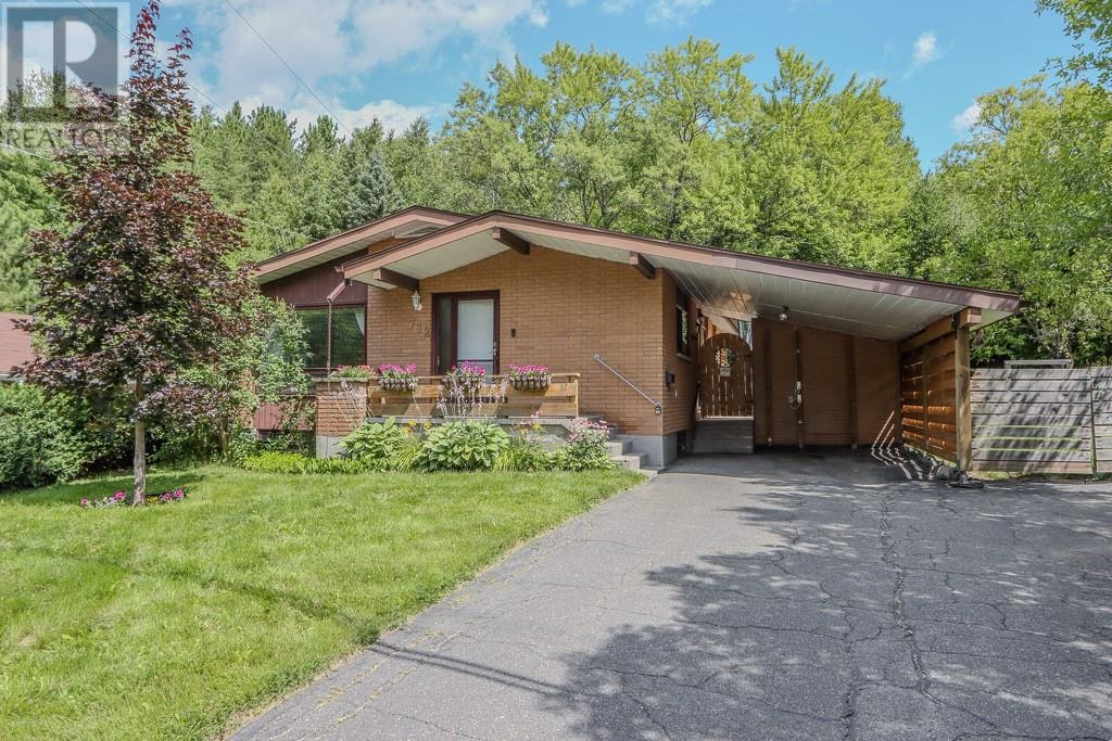 712 Burton Avenue, Greater Sudbury, ON, P3C 4L2