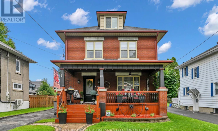 214 Fourth Street W