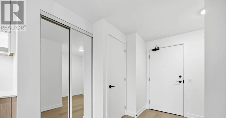 1007-91 Montclair Avenue, Toronto, ON, M5P 0B1 - 10