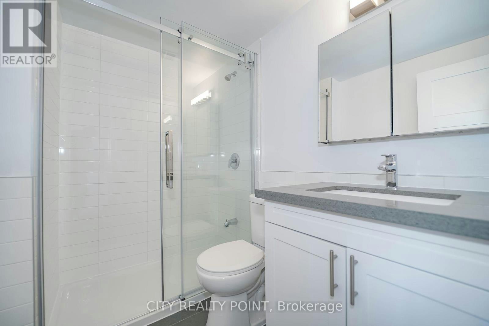 202-10 Shallmar Boulevard, Toronto, ON, M5N 1J4 - 16