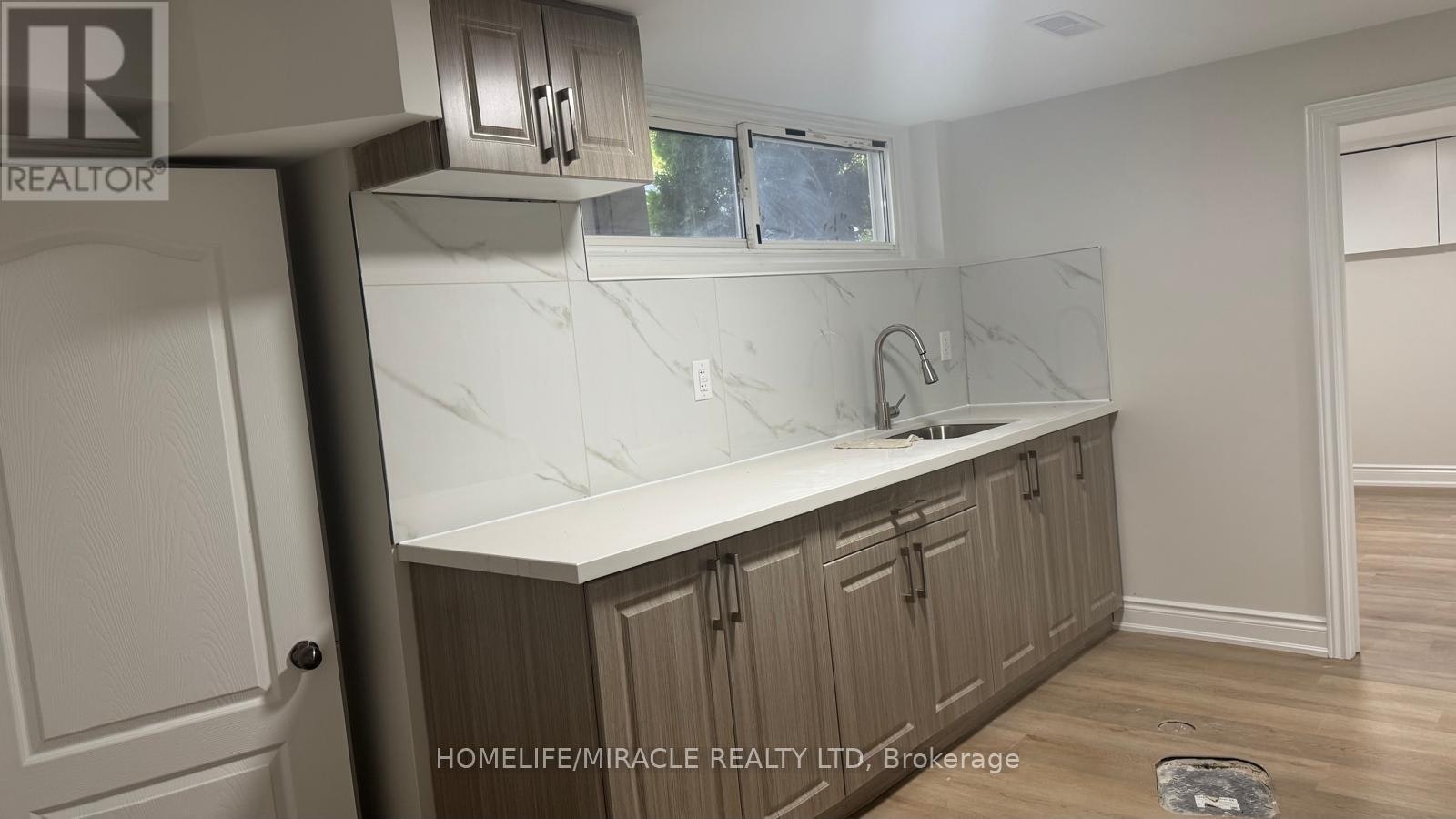 6 Kitson Drive, Toronto, ON, M1M 3C8 - 16