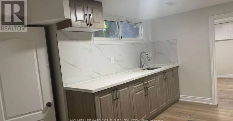 6 Kitson Drive, Toronto, ON, M1M 3C8 - 16