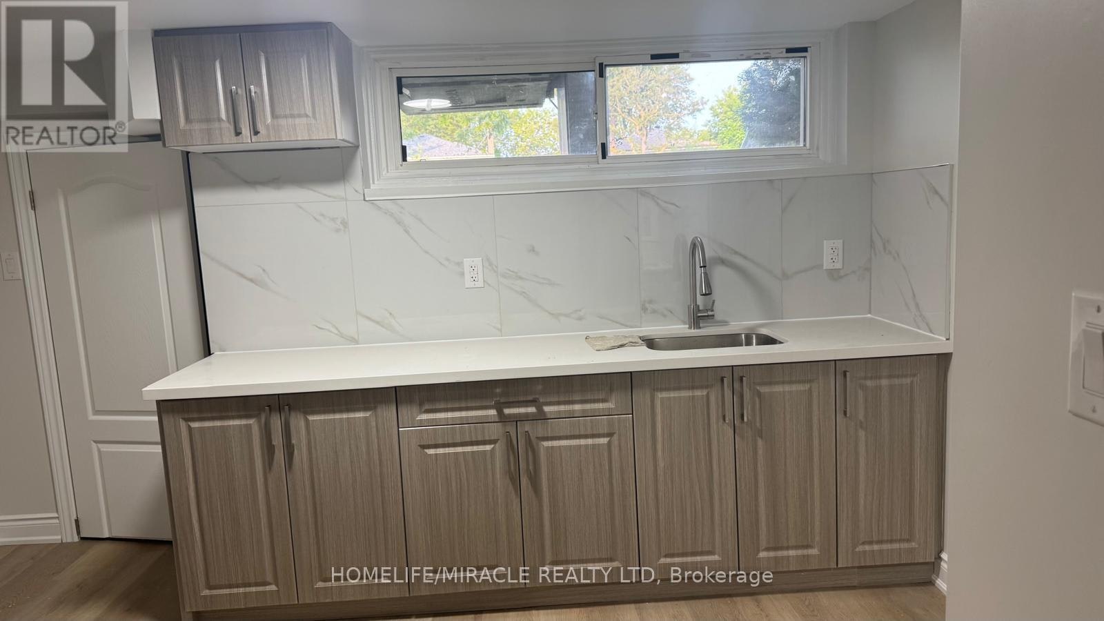 6 Kitson Drive, Toronto, ON, M1M 3C8 - 20