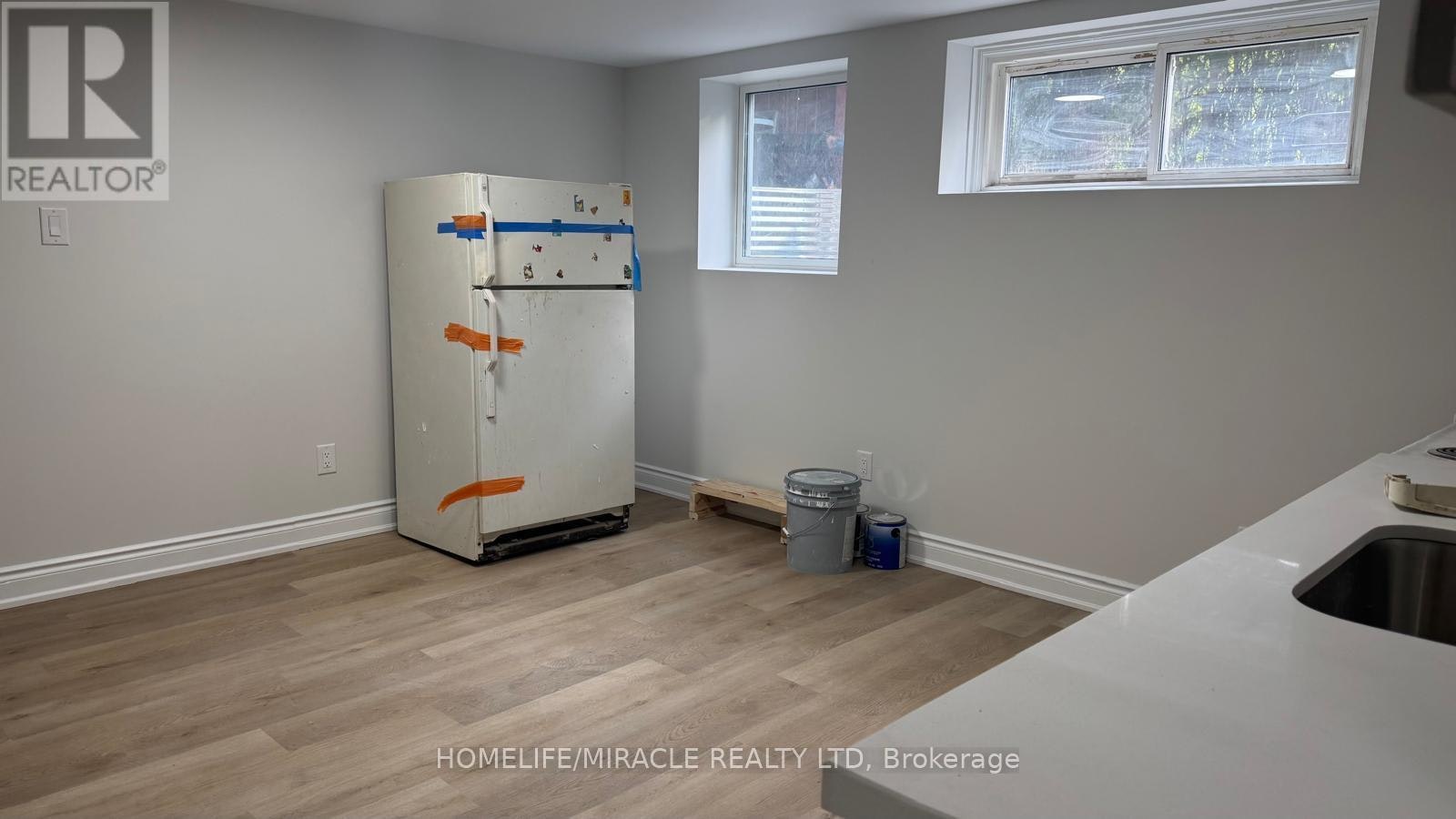 6 Kitson Drive, Toronto, ON, M1M 3C8 - 5