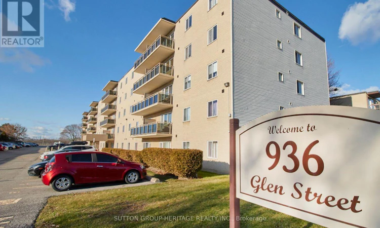 301-936 Glen Street