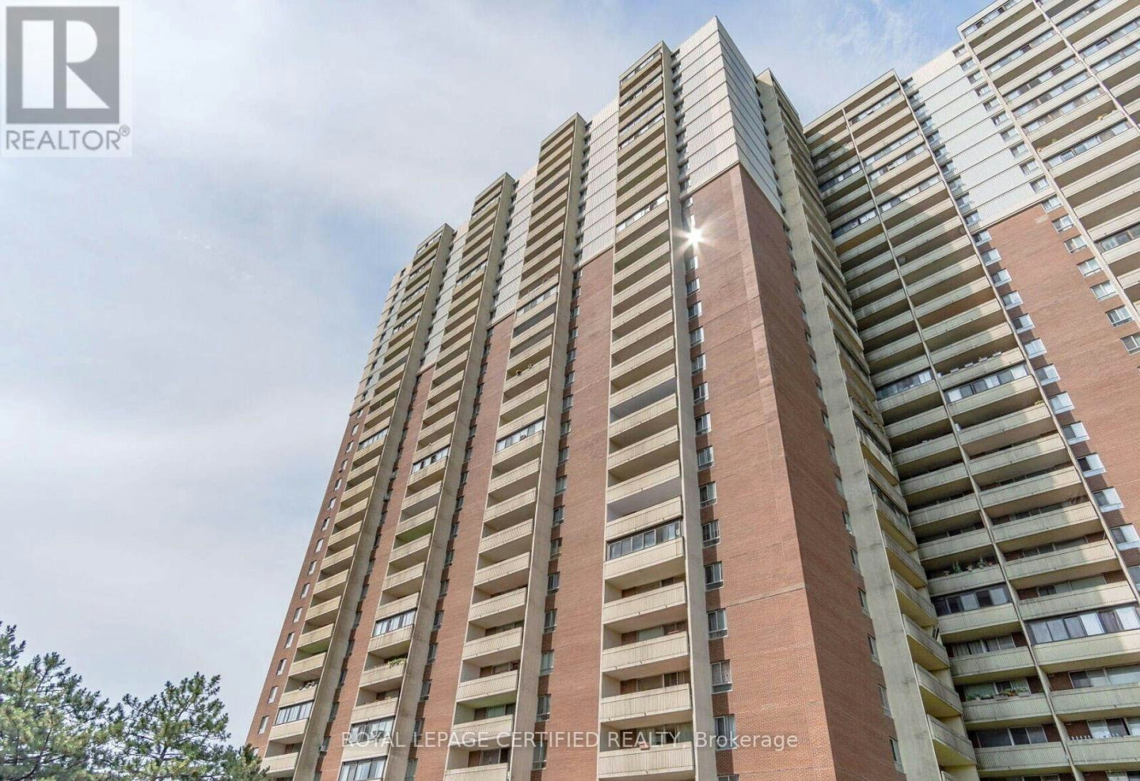 1208-1 Massey Square, Toronto, ON, M4C 5L4