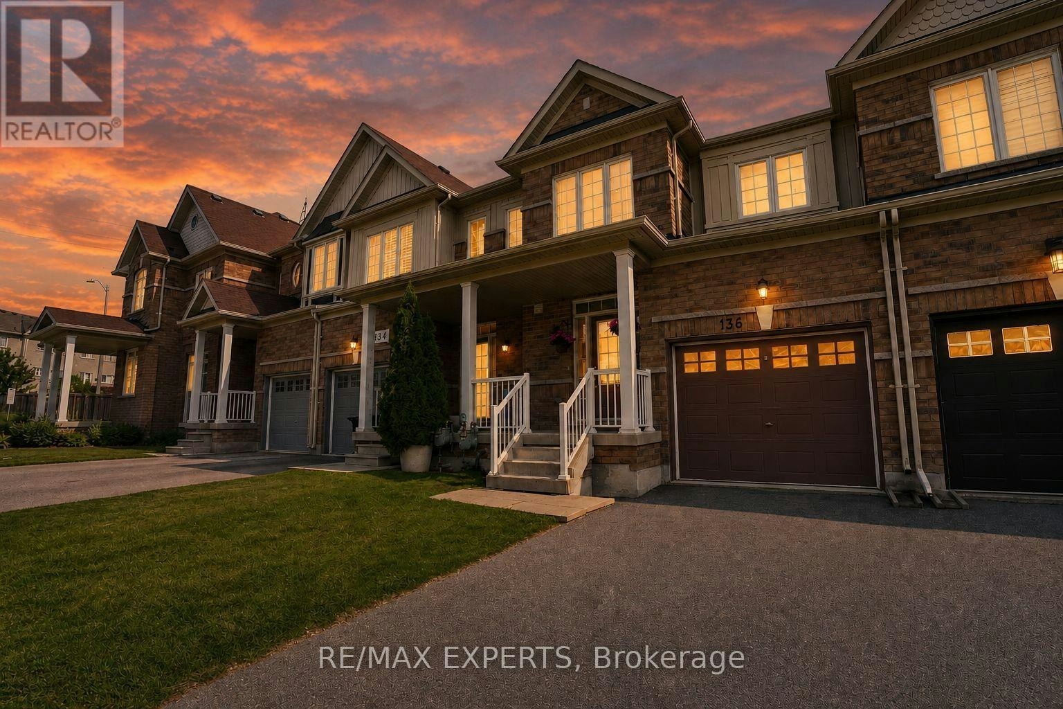 136 Matthewson Avenue, Bradford West Gwillimbury, ON, L3Z 2A5