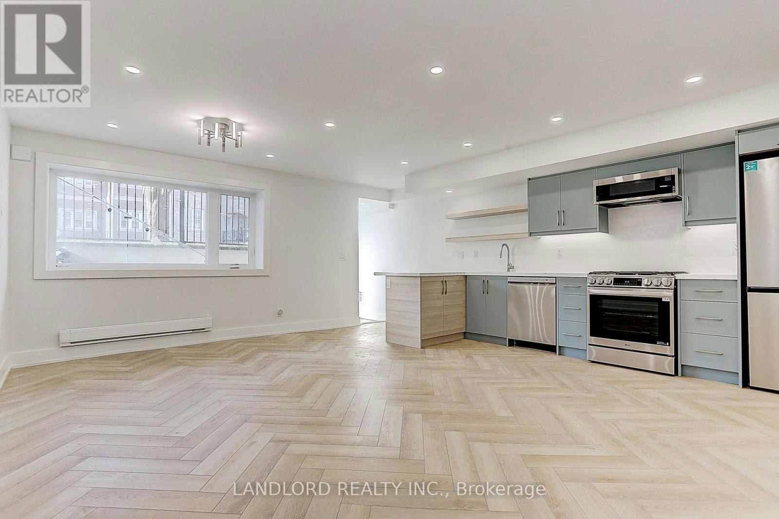 LOWER-71 Livingstone Avenue, Toronto, ON, M6E 2L7 - 13