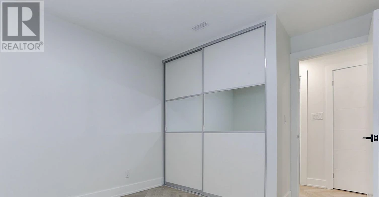 LOWER-71 Livingstone Avenue, Toronto, ON, M6E 2L7 - 29