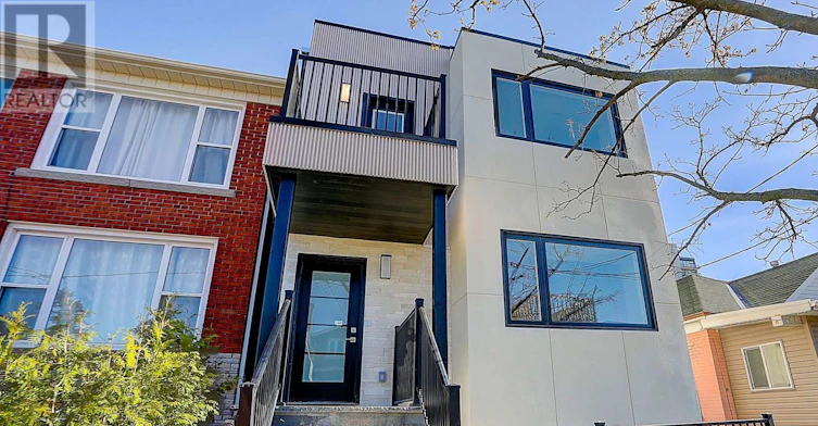 LOWER-71 Livingstone Avenue, Toronto, ON, M6E 2L7 - 2