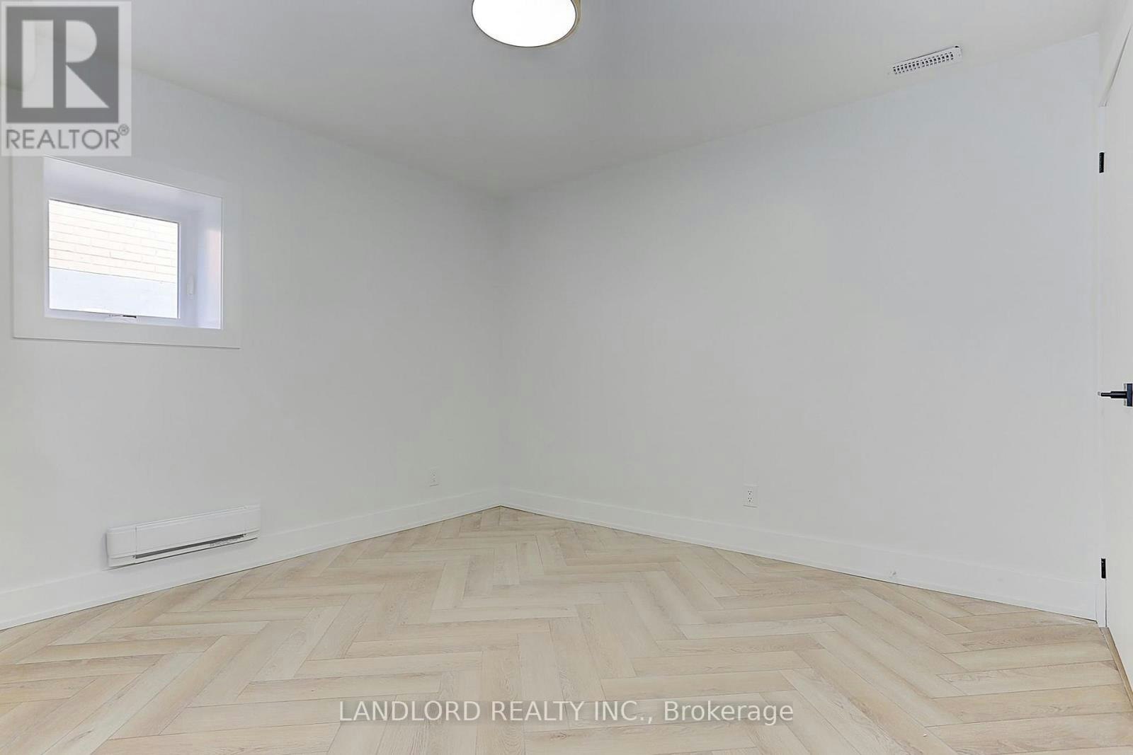 LOWER-71 Livingstone Avenue, Toronto, ON, M6E 2L7 - 27