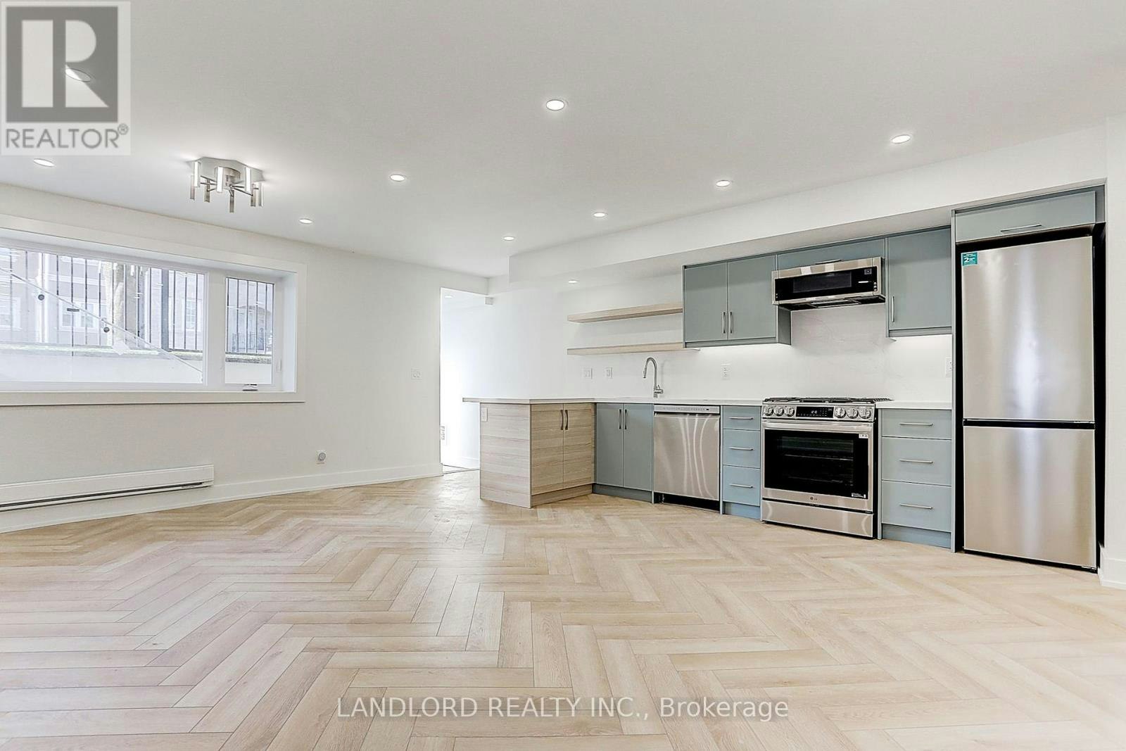 LOWER-71 Livingstone Avenue, Toronto, ON, M6E 2L7 - 12