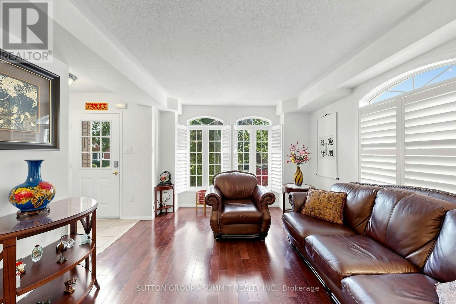 141 Gatwick Drive, Oakville, ON, L6H 6T7
