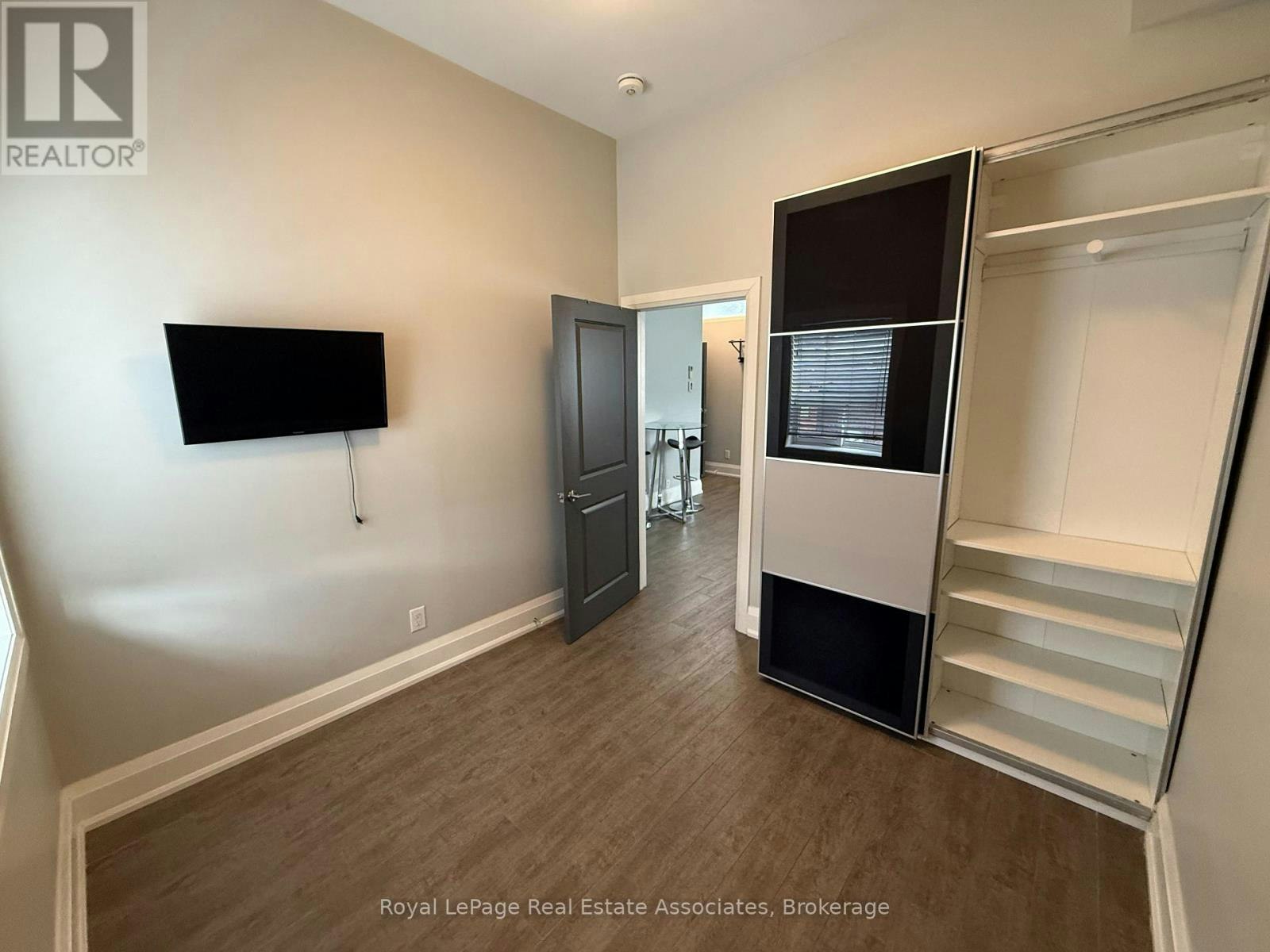 3-2548 Eglinton Avenue W, Toronto, ON, M6M 1T1 - 8