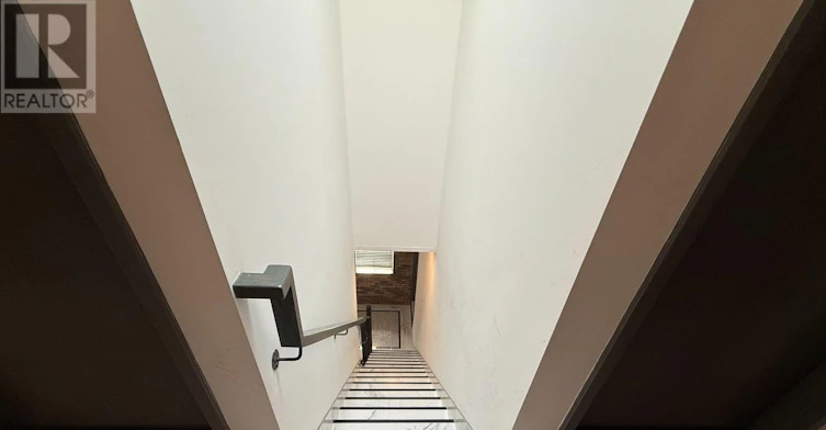 3-2548 Eglinton Avenue W, Toronto, ON, M6M 1T1 - 18