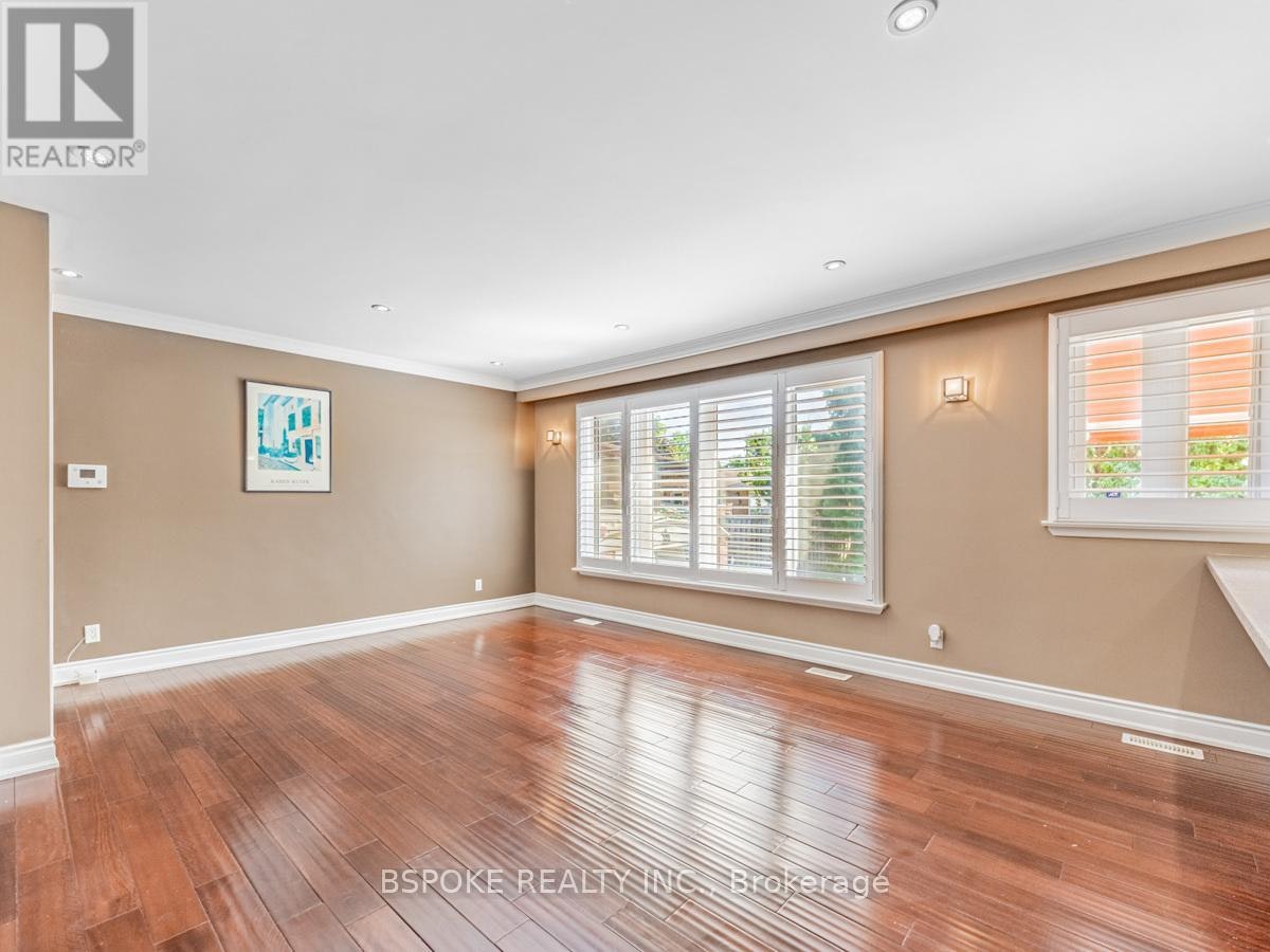 UPPER-252 Thistle Down Boulevard, Toronto, ON, M9V 1K7 - 6