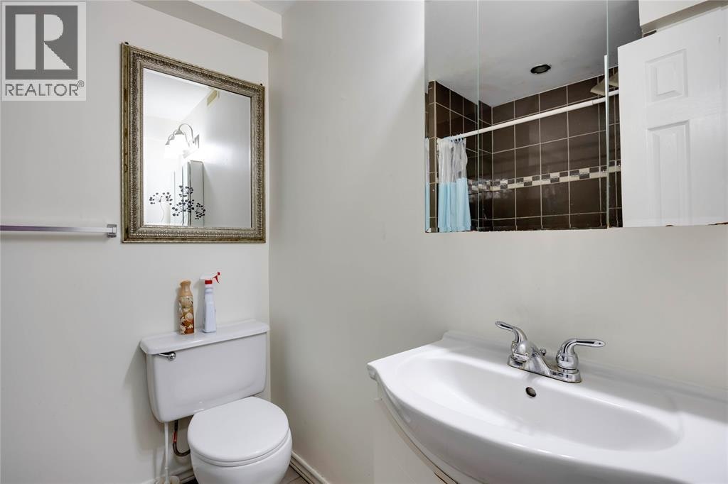 226 Trudeau Drive, Sarnia, ON, N7S 4K6 - 25