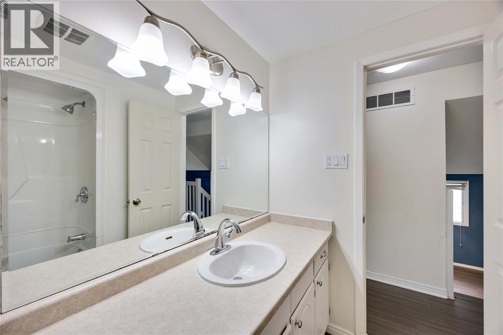 226 Trudeau Drive, Sarnia, ON, N7S 4K6 - 18