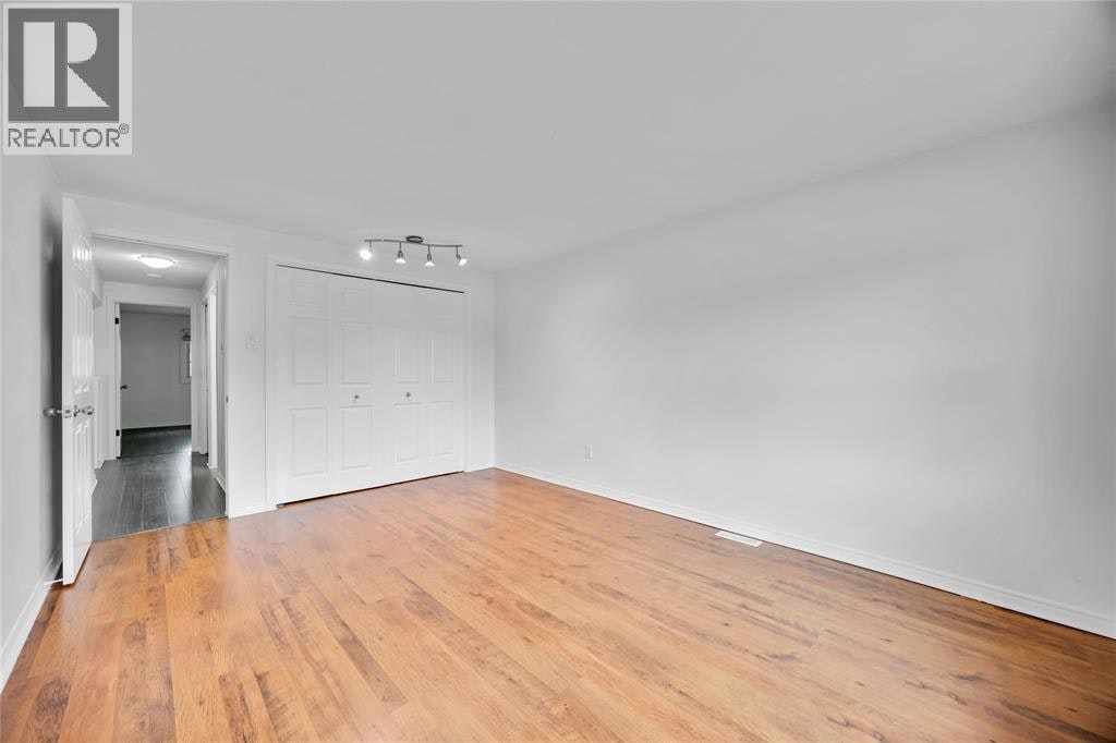 226 Trudeau Drive, Sarnia, ON, N7S 4K6 - 20