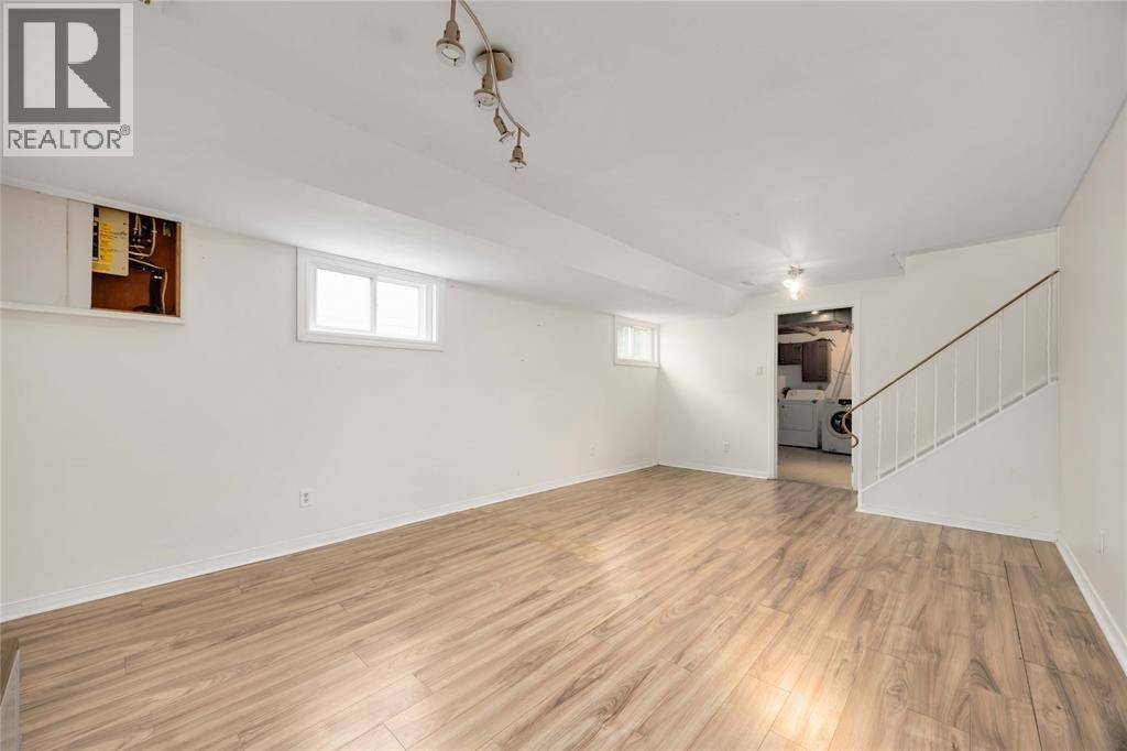 226 Trudeau Drive, Sarnia, ON, N7S 4K6 - 29