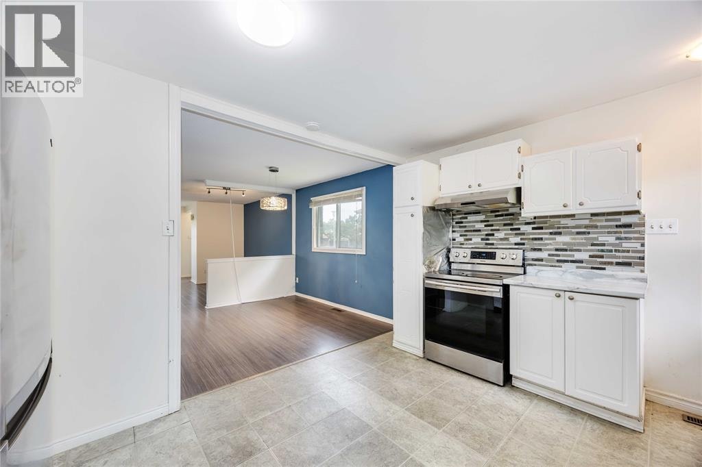 226 Trudeau Drive, Sarnia, ON, N7S 4K6 - 11