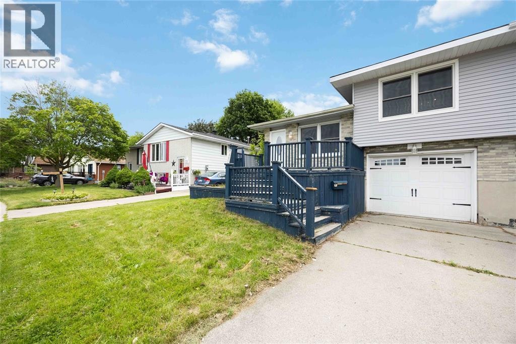 226 Trudeau Drive, Sarnia, ON, N7S 4K6 - 2