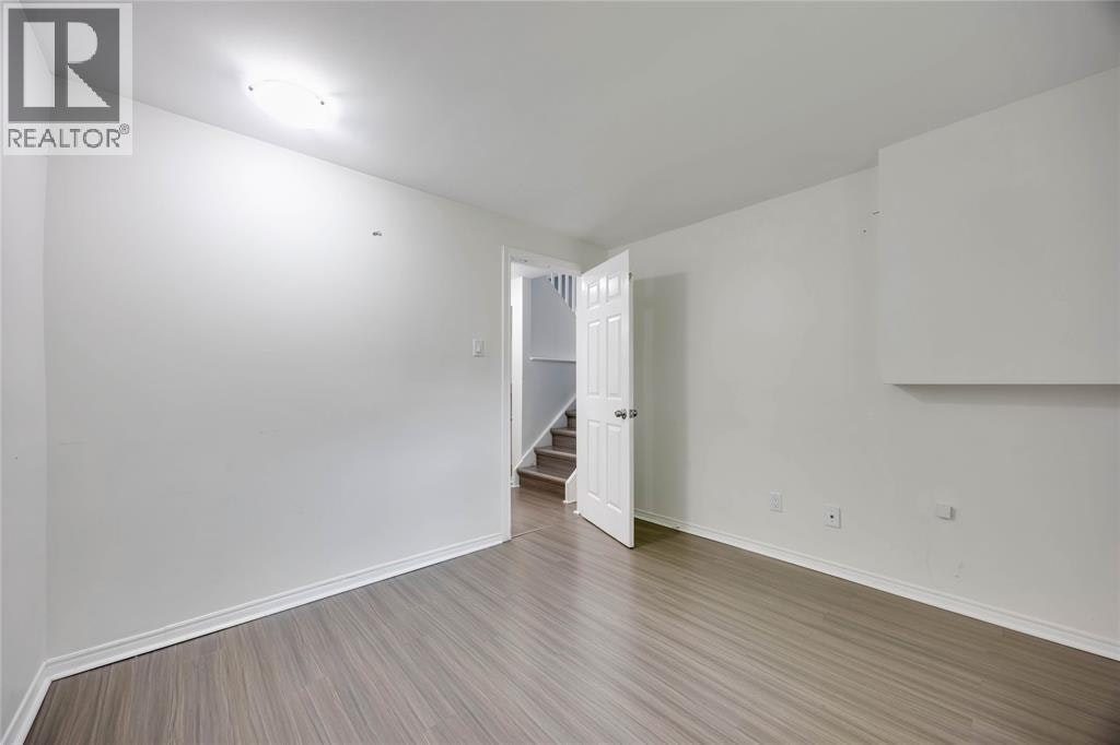 226 Trudeau Drive, Sarnia, ON, N7S 4K6 - 24