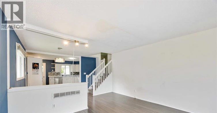 226 Trudeau Drive, Sarnia, ON, N7S 4K6 - 6