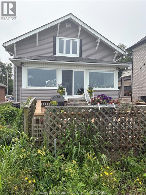 13222 Riverside Drive, Tecumseh, ON, N8N 2M6