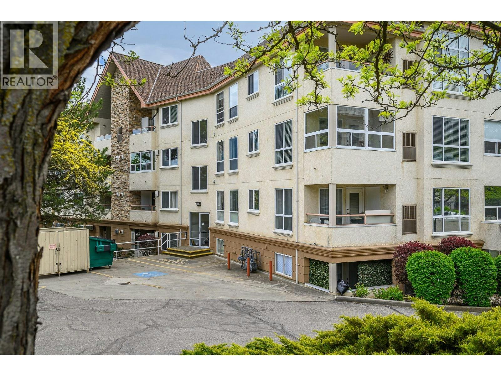 309-3301 Centennial Drive - 3