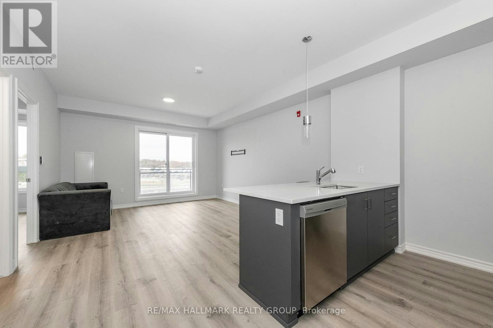 404-1350 Hemlock Road, Ottawa, ON, K1K 5C2 - 10
