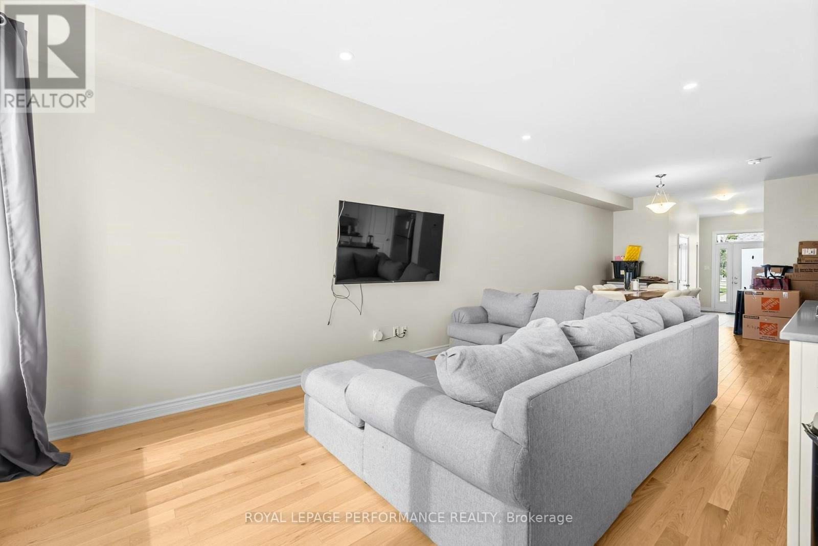 709 Namur Street, Russell, ON, K0A 1W0 - 12