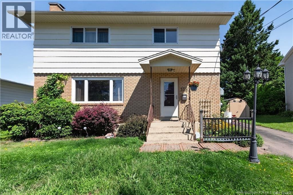 133 Brentwood Drive, Moncton, NB, E1E 1N1