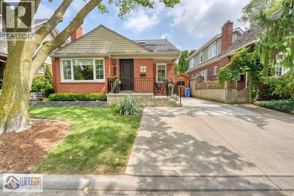 236 Prado, Windsor, ON, N8S 2H1