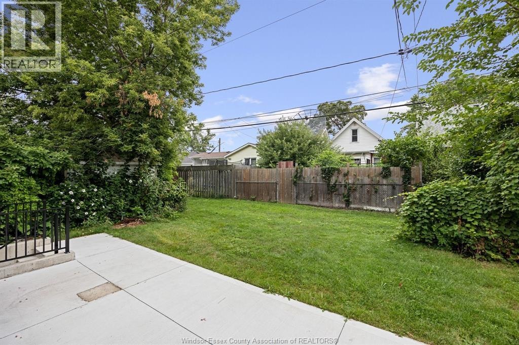 2 Lower-2224 Fraser, Windsor, ON, N8X 3Z7 - 16