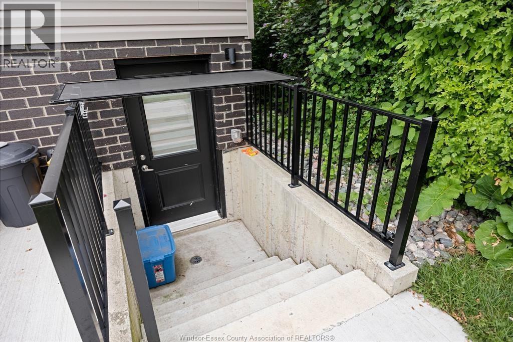 2 Lower-2224 Fraser, Windsor, ON, N8X 3Z7 - 14