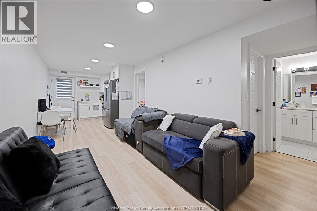 2 Lower-2224 Fraser, Windsor, ON, N8X 3Z7 - 5