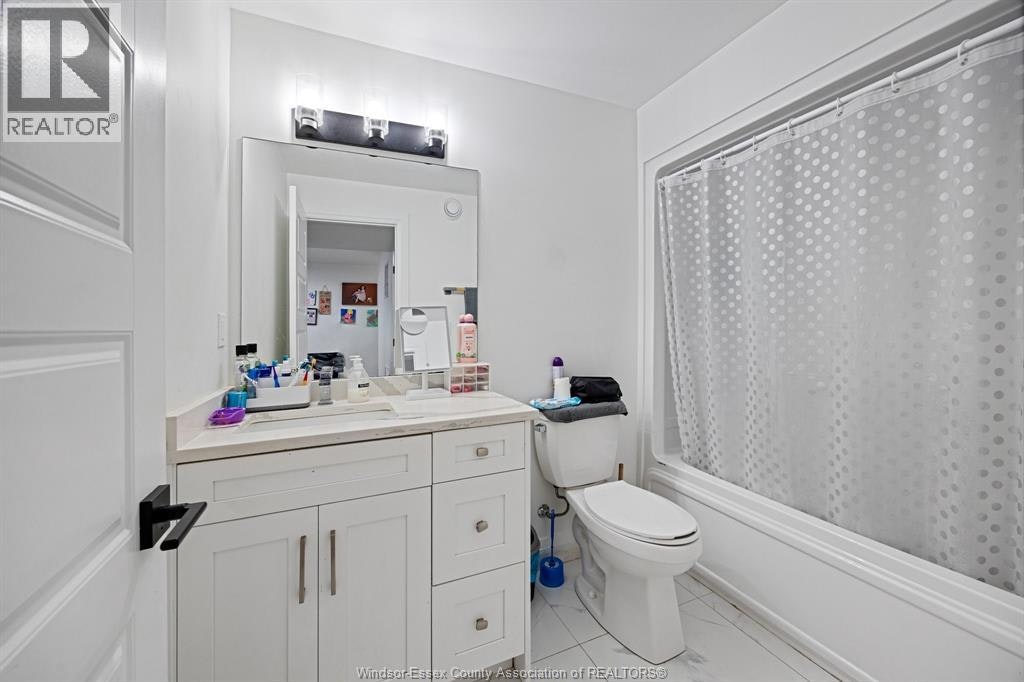 2 Lower-2224 Fraser, Windsor, ON, N8X 3Z7 - 11