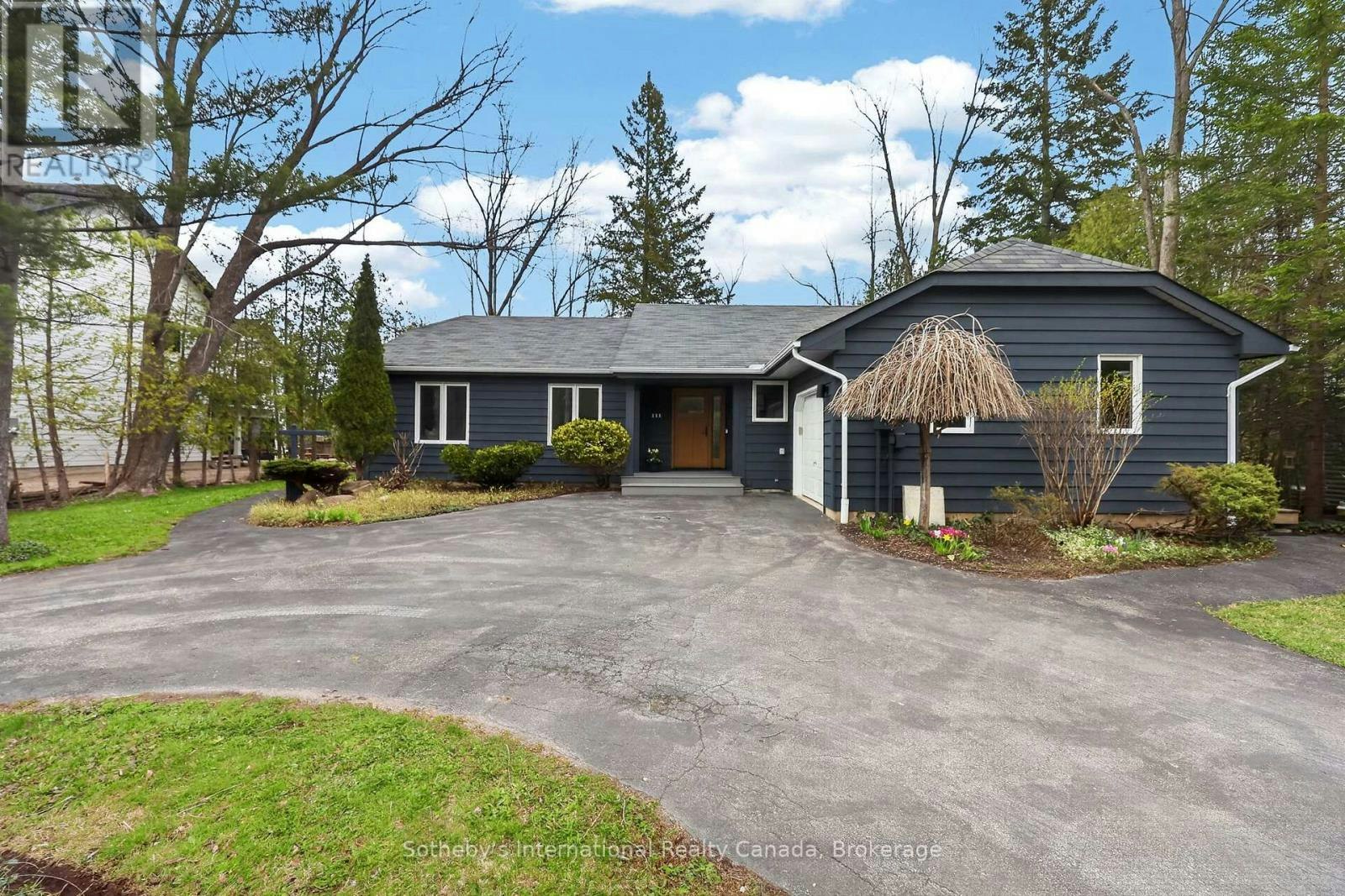 111 Patricia Drive, Blue Mountains, ON, L9Y 0P1