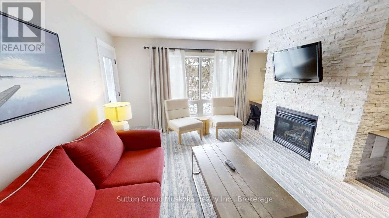 52-305-1235 Deerhurst Drive, Huntsville, ON, P1H 2E8