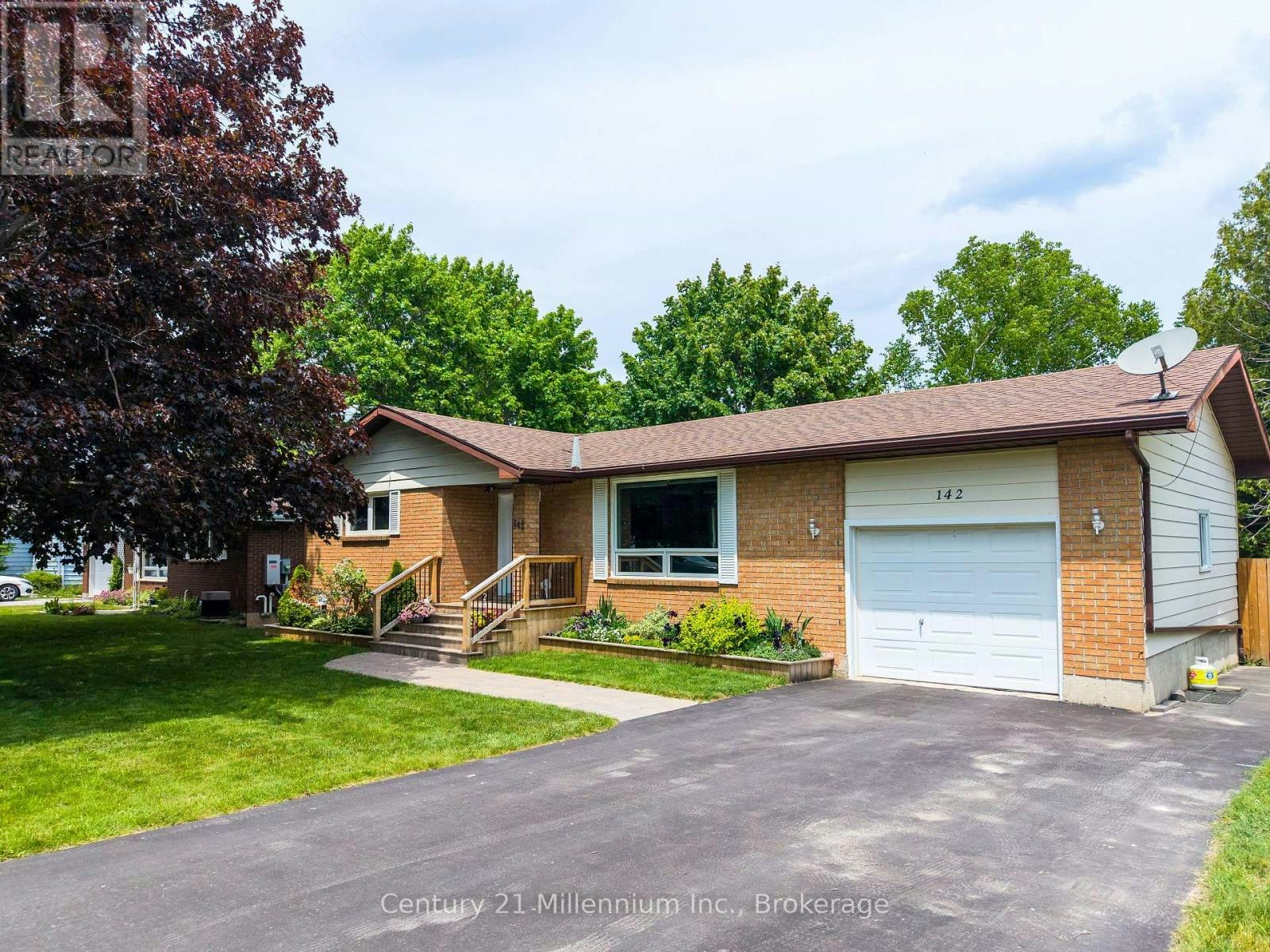 142 Arthur Street E, Blue Mountains, ON, N0H 2P0