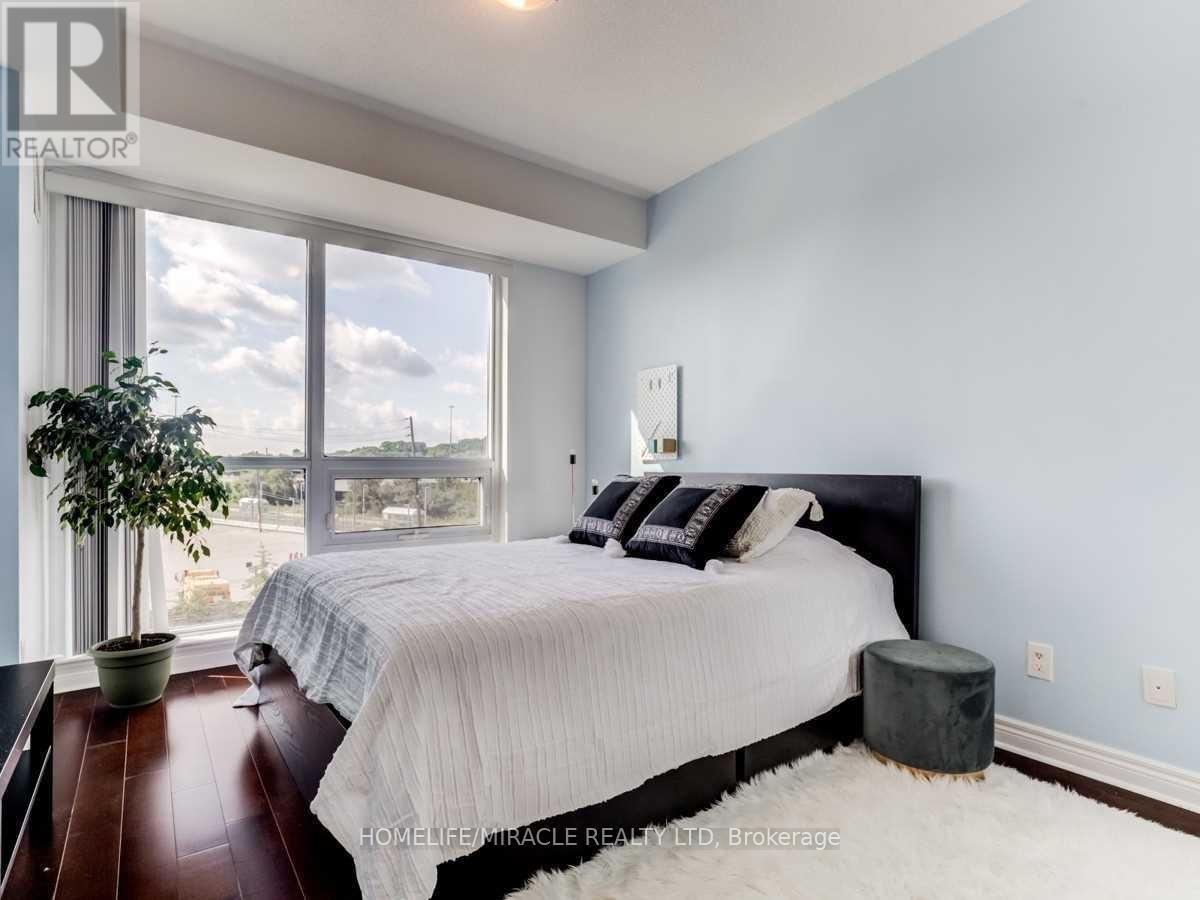 319-2756 Old Leslie Street, Toronto, ON, M2K 0E2 - 8