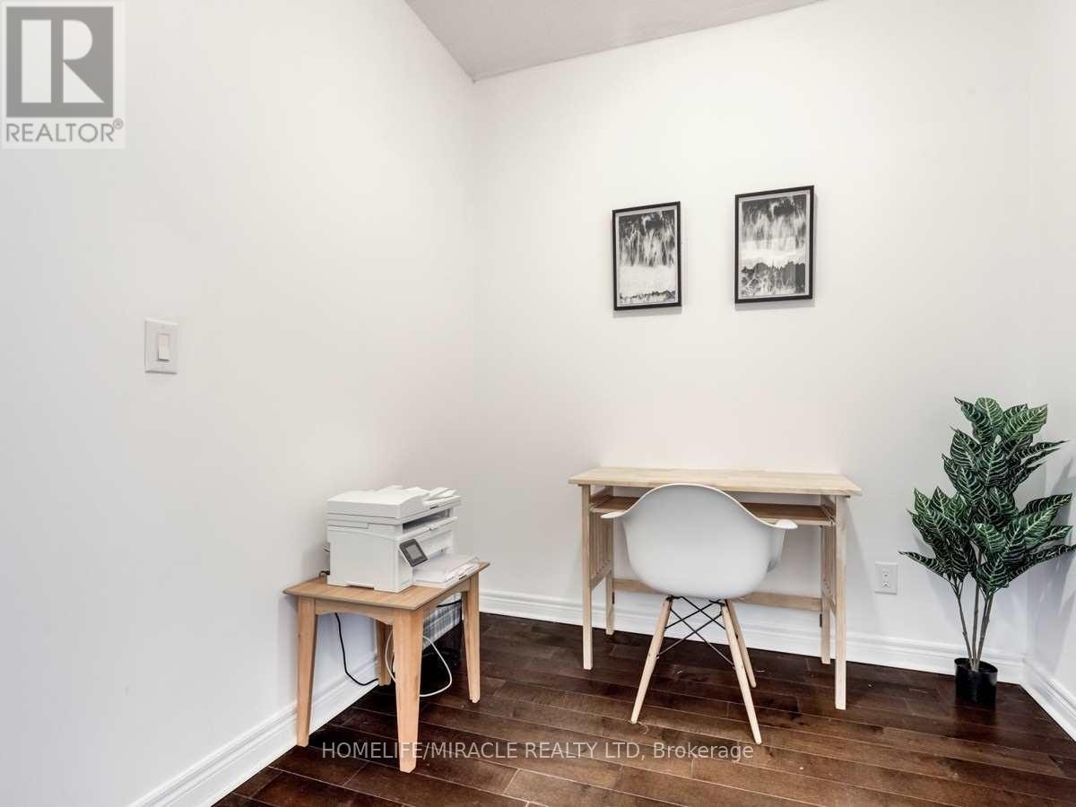 319-2756 Old Leslie Street, Toronto, ON, M2K 0E2 - 9
