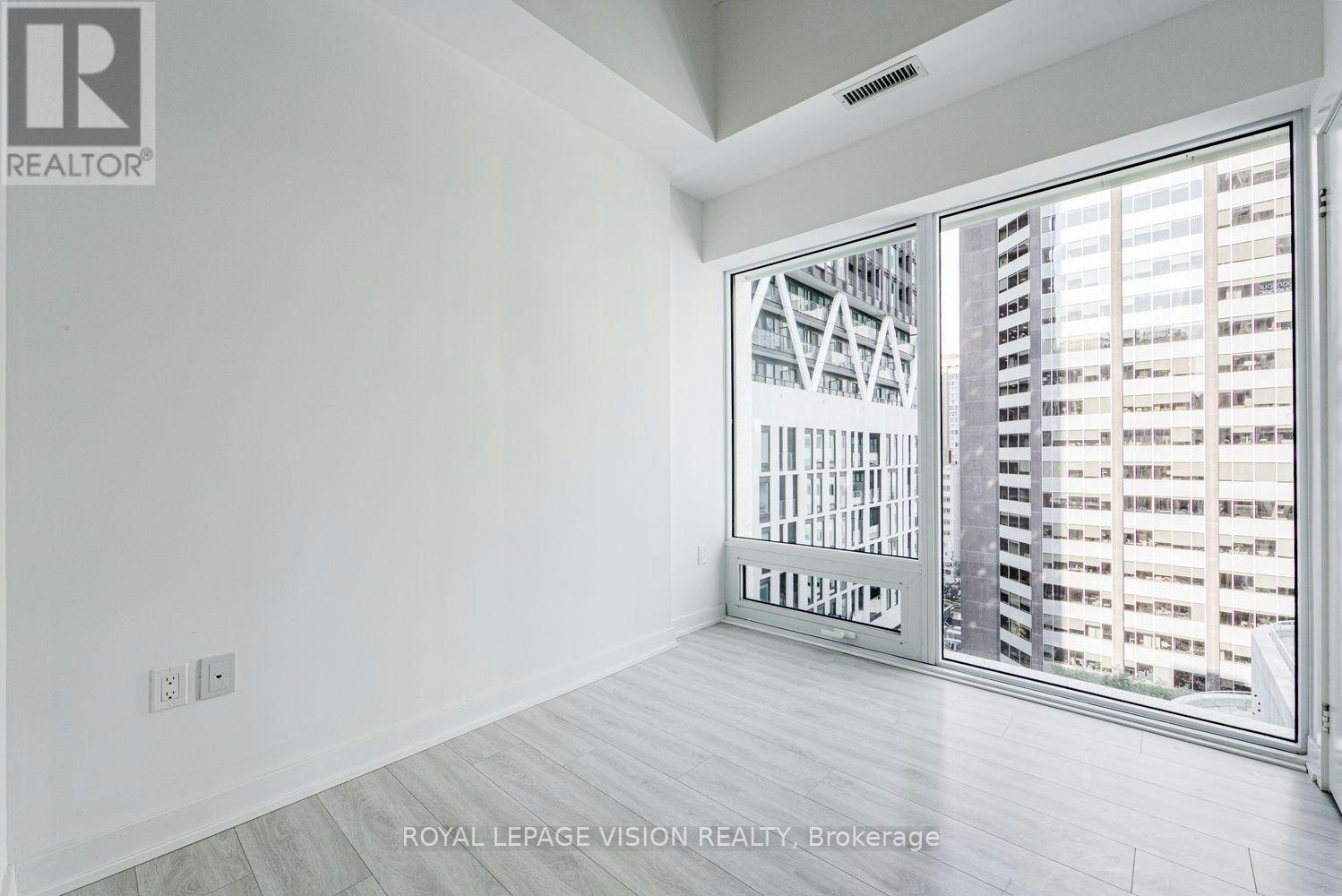 1121-121 St Patrick Street, Toronto, ON, M5T 0B8 - 22