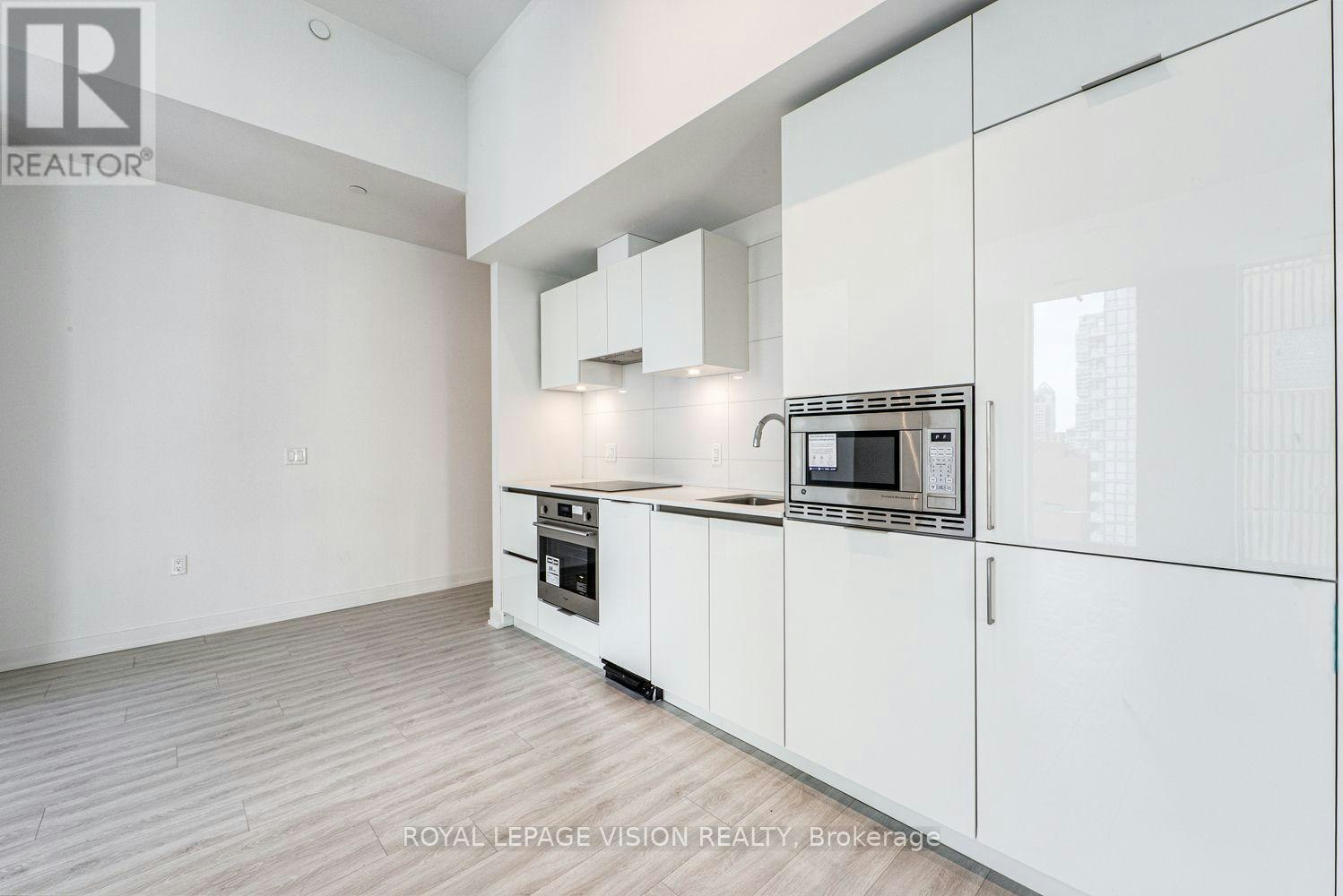 1121-121 St Patrick Street, Toronto, ON, M5T 0B8 - 13