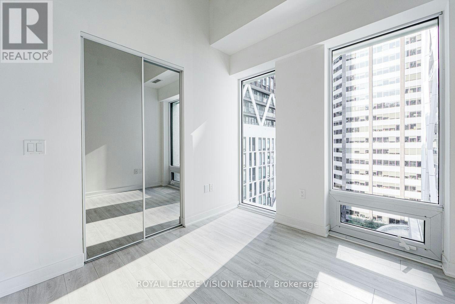 1121-121 St Patrick Street, Toronto, ON, M5T 0B8 - 19