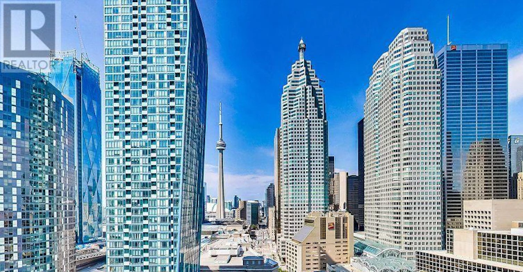 2206-1 Scott Street, Toronto, ON, M5E 1A1