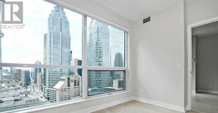 2206-1 Scott Street, Toronto, ON, M5E 1A1 - 22