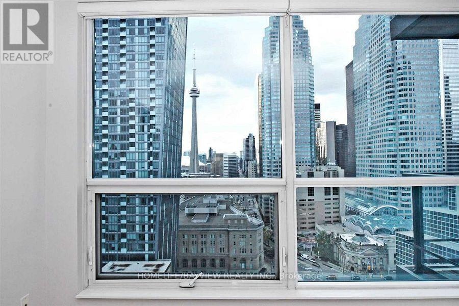 2206-1 Scott Street, Toronto, ON, M5E 1A1 - 19
