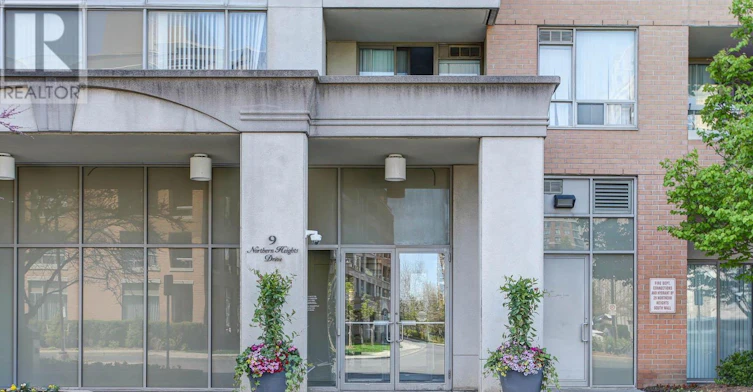LPH4-9 Northern Heights Drive, Richmond Hill, ON, L4B 4M5 - 2